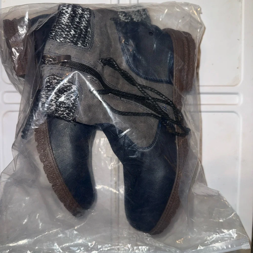 bareroots comfortable women